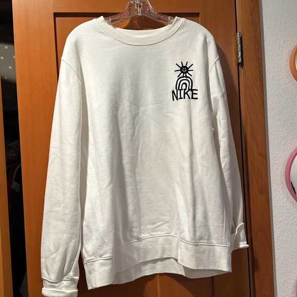 nike crewneck ! - Picture 2 of 3